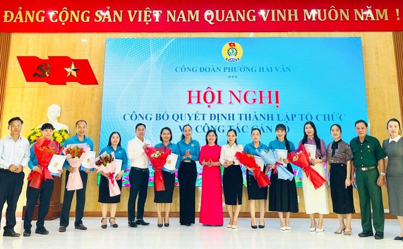Launching the Executive Committee of the Hai Van Ward Trade Union, Da Nang City