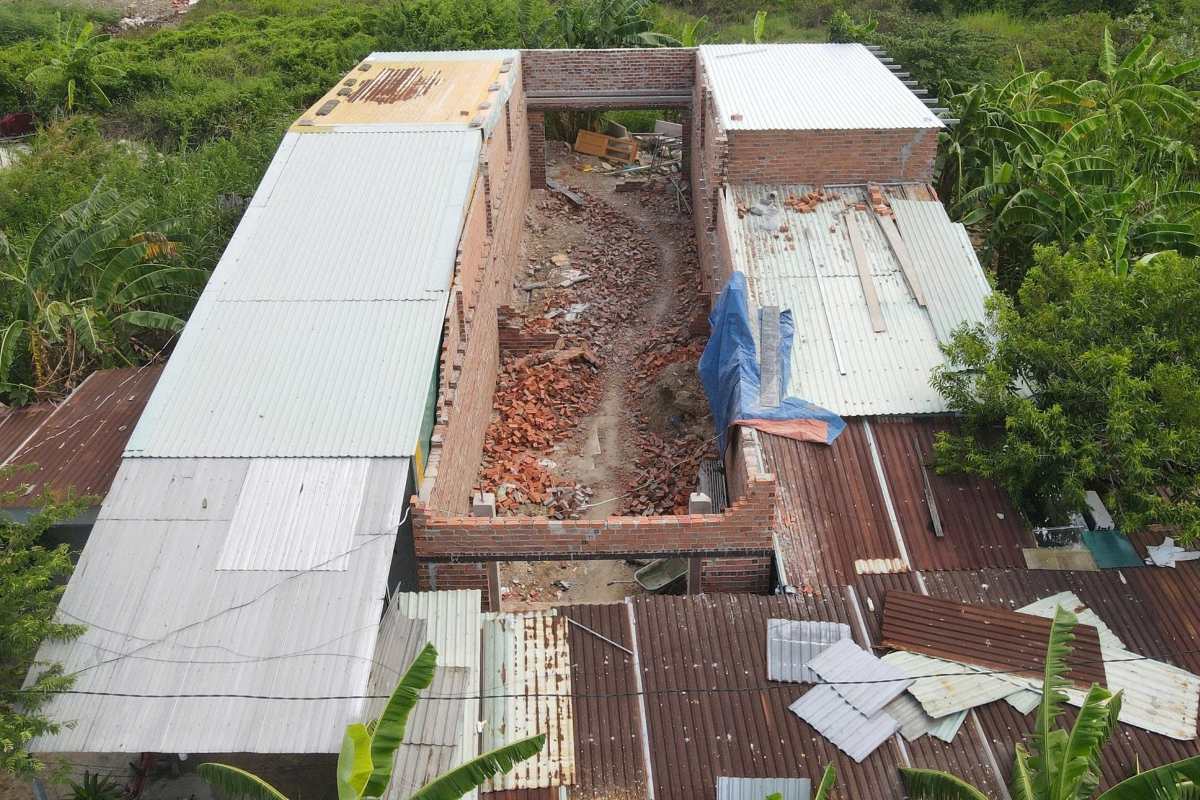 建設工事は、Phuoc Thang病棟で検査する際に建設の人々を検出しません。写真：Khanh Nam