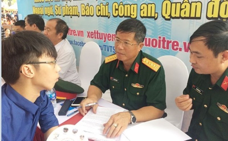 The floor score of one major of the Academy of cryptography is 24. Photo: Oanh Tran