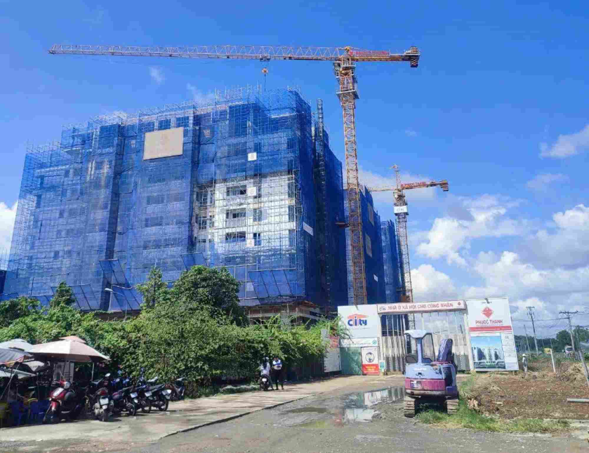 The supply of affordable housing for workers is almost "extinct". Photo: Bao Chuong