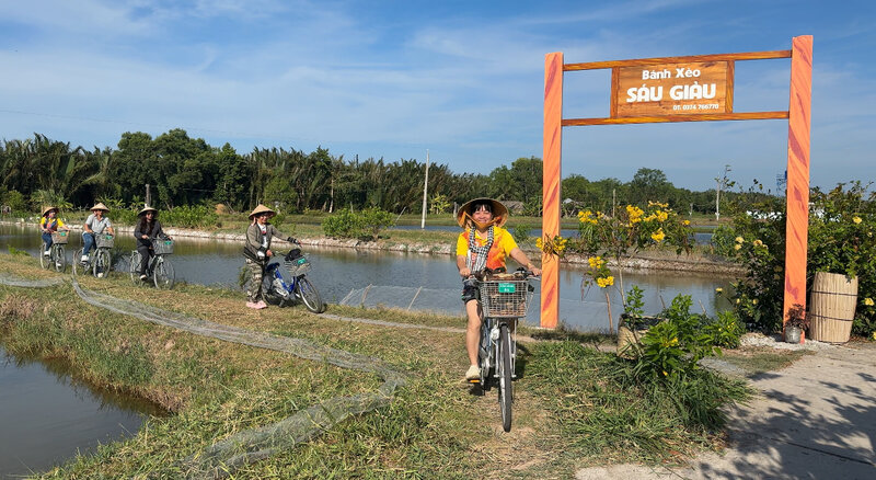 Anh: Hoang Loc