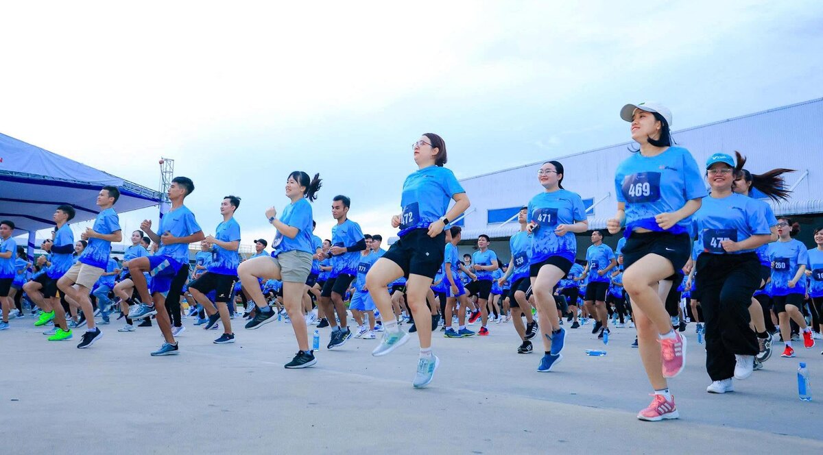 Hoi thao la dip de doan vien ren luyen suc khoe, tang cuong tinh than doan ket... Anh: Cong doan Quang Ngai