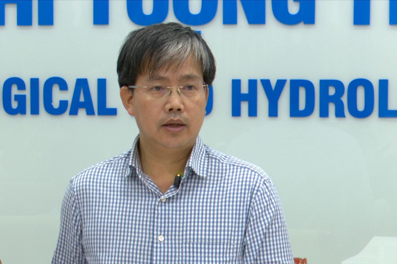 Ong Mai Van Khiem - Giam doc Trung tam Du bao Khi tuong Thuy van Quoc gia. Anh: Vu Linh