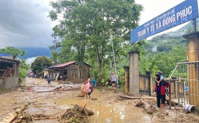 Storm No. 3 Wipha is forecast to cause flash floods and landslides in many localities. Photo: Provided by the people