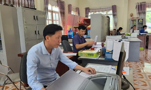 Người dân tộc thiểu số được cộng 5 điểm khi thi tuyển công chức. Ảnh: Khánh Linh