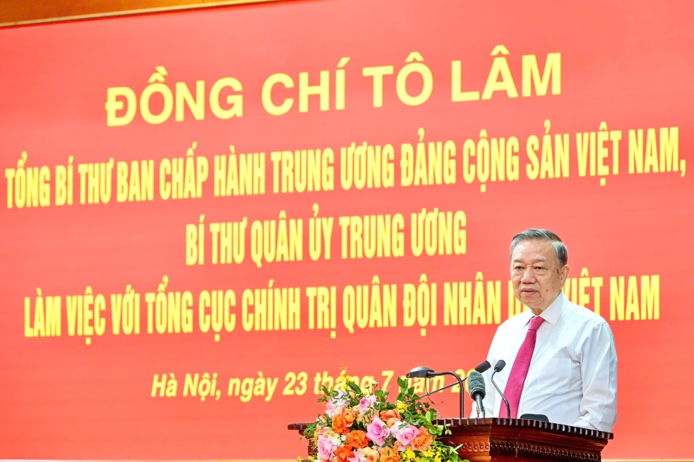 또 람 총비서는 다음 임기 중앙집행위원회에 추천 및 선출하기 위해 군대 고위 간부를 매우 신중하게 검토할 것을 요청했습니다. 사진: 하이 응우옌