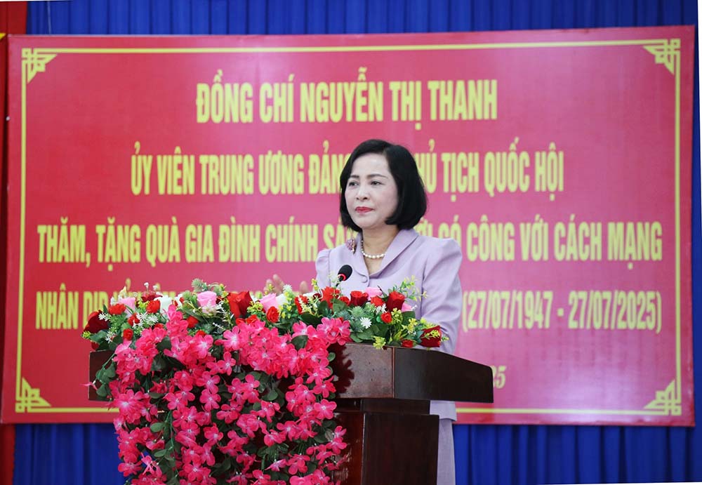 Pho Chu tich Quoc hoi Nguyen Thi Thanh phat bieu chuong trinh. Anh: Nhat Truong
