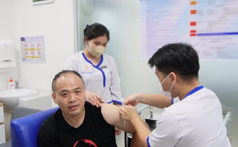 The dengue fever virus is changing, people proactively get vaccinated against the disease