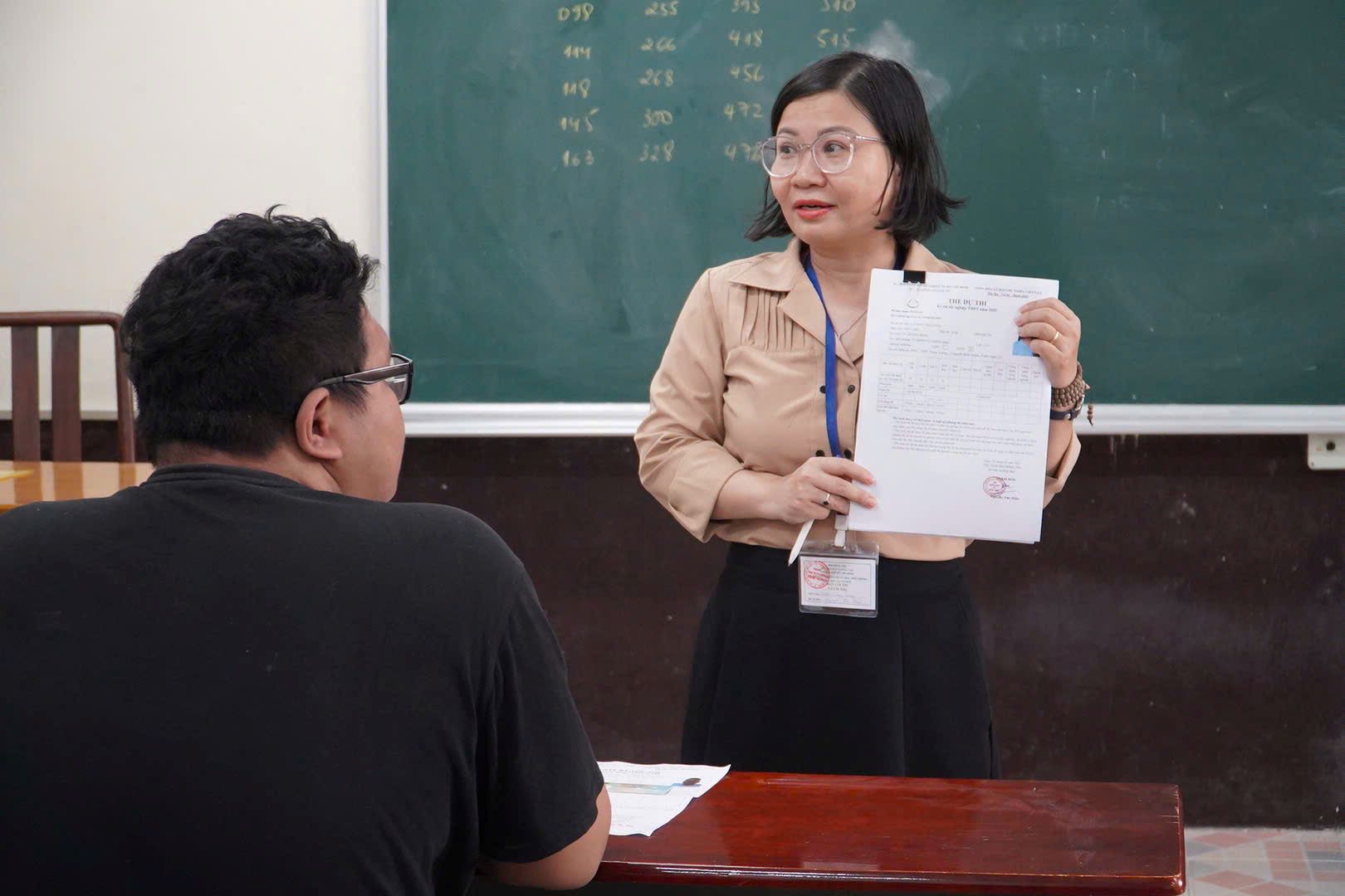 Ho Chi Minh City Banking University has announced the admission floor score for 2025. Photo: Chan Phuc