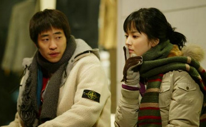 Ryu Seung Bum va Song Hye Kyo trong phim. Anh: Nha san xuat phim “Anh duong toa sang”