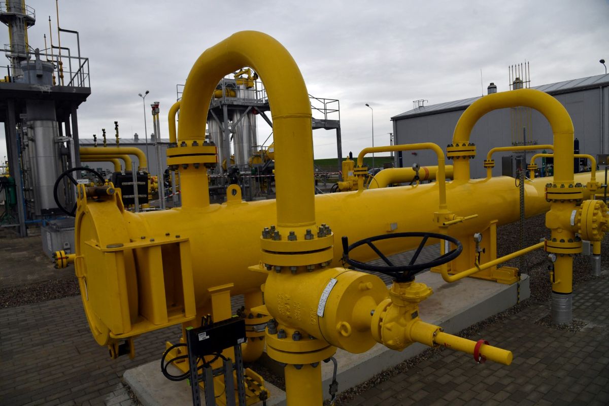 폴란드 독일과 인접한 곳에서 대규모 석유 및 가스전 발견. 사진은 폴란드 Goleniow, 근처의 Budno에 있는 Baltic Pipe 가스관 근처의 가스 압축 스테이션입니다. 사진: AFP