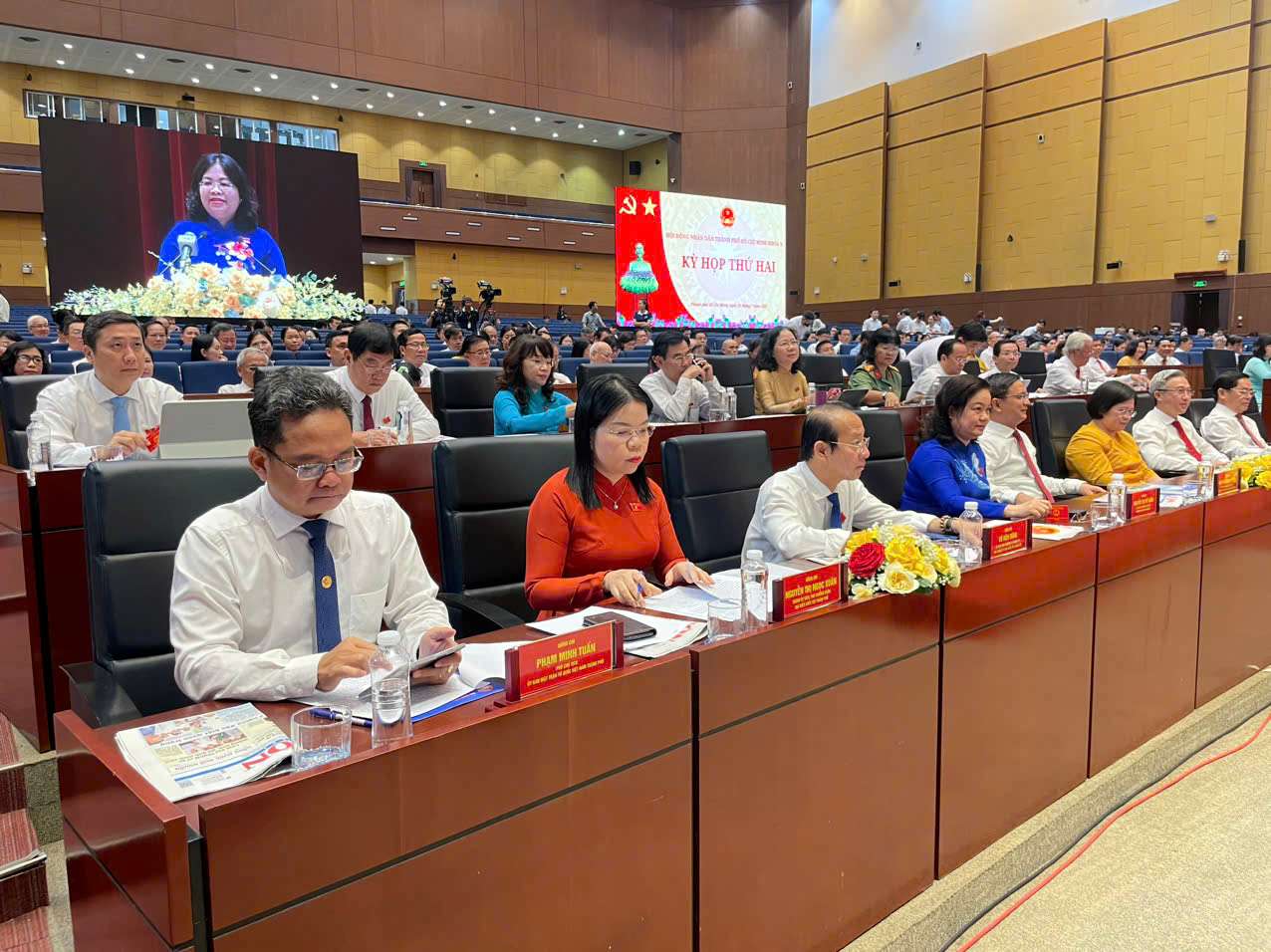 Dai bieu du ky hop.Anh: Dinh Trong