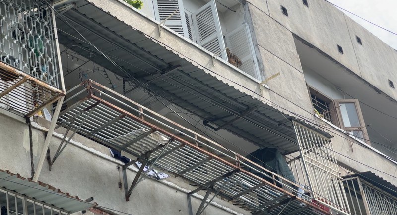 De nombreux « nids de buffles » dans les immeubles d'habitation de Ho Chi Minh-Ville sont en cours de demolition d'urgence