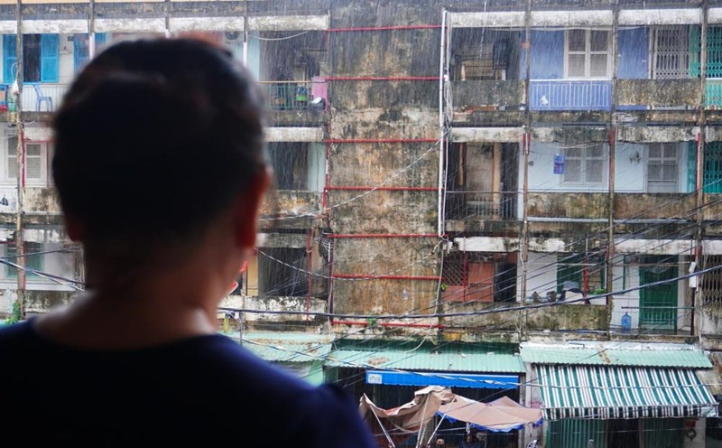 Concerns about people staying in level D apartments in the middle of Ho Chi Minh City