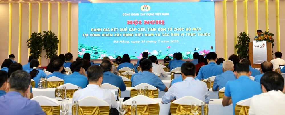 Quang canh hoi nghi. Anh: Cong doan Xay dung Viet Nam