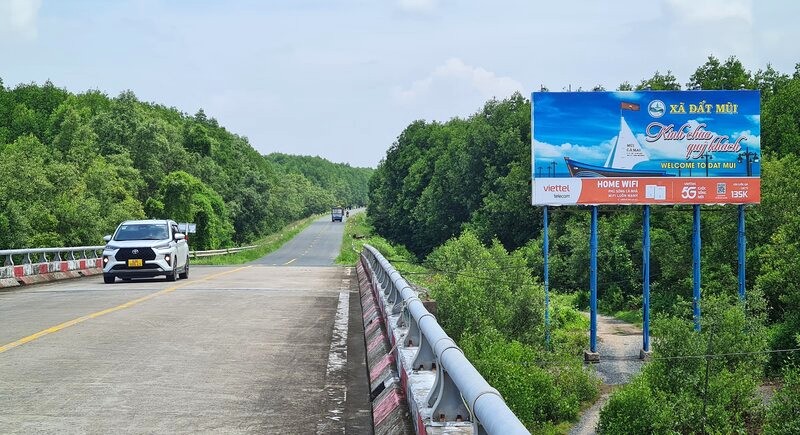 カリフォルニア州ムイへの高速道路。写真：Nhat Ho