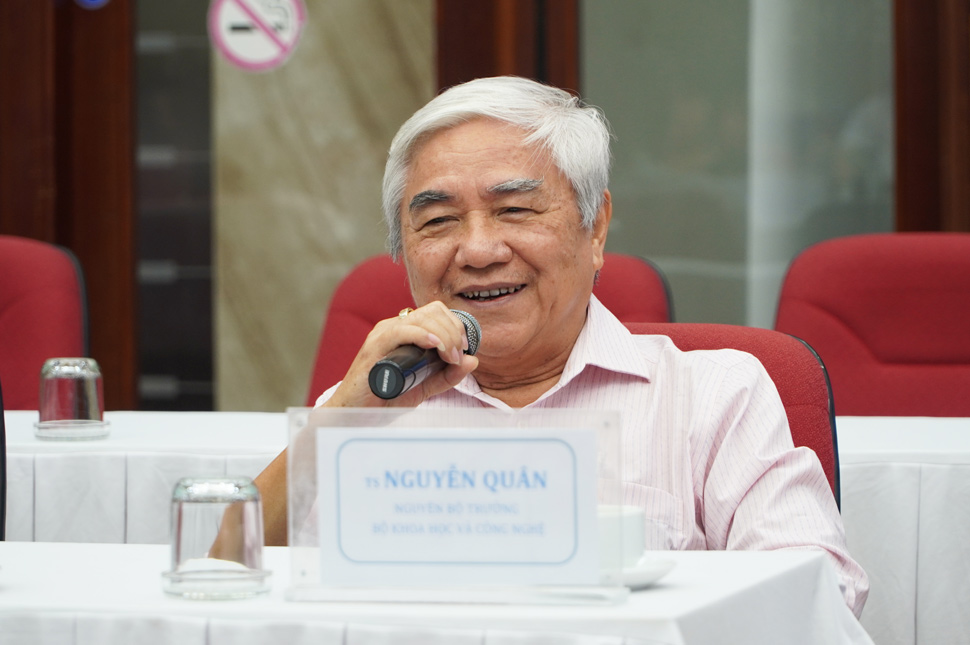 TS Nguyen Quan - nguyen Bo truong Bo Khoa hoc va Cong nghe phat bieu tai Toa dam Anh: Hao Thien
