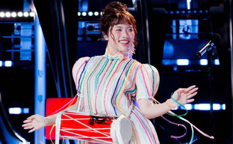 Phuong My Chi at Sing! Asia. Photo: Producer Sing! Asia