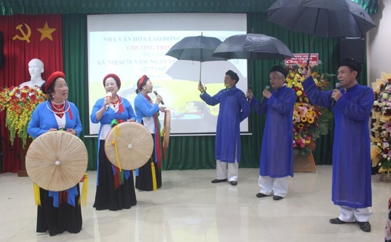 The Provincial Labor Culture House organized a music program to celebrate the 96th anniversary of the founding of the Vietnam Trade Union (July 28, 1929 - July 28, 2025). Photo: Lam Duc