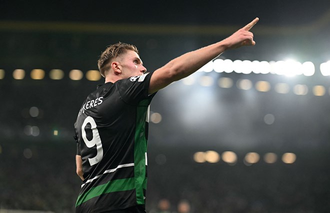 아스날은 빅토르 요케레스 영입 협상에 많은 어려움을 겪었습니다. 사진: AFP