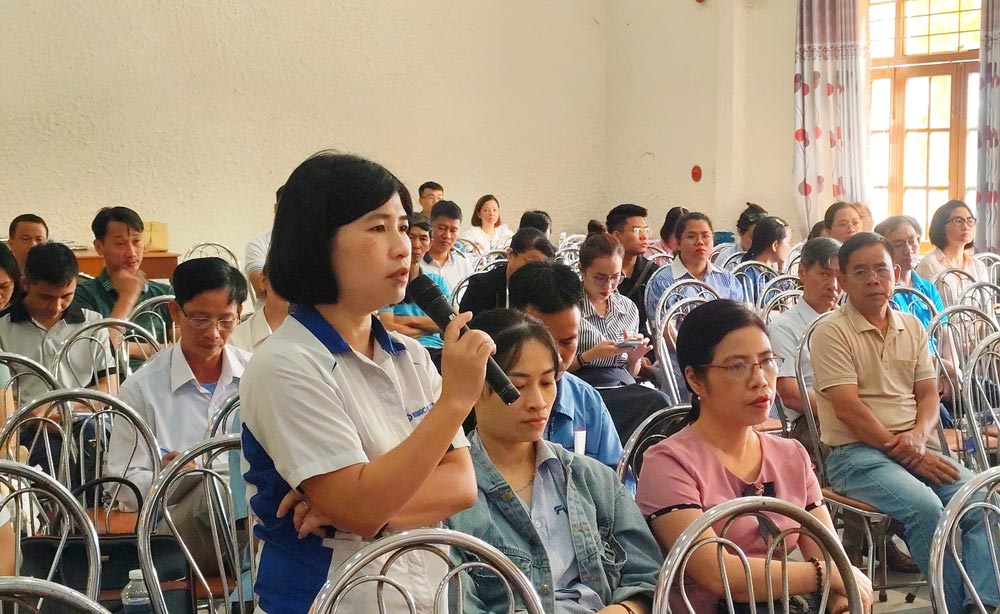 다낭시 산업단지 노동조합 위원회는 2025년 하반기 주요 임무 시행 및 업무 회의를 개최했습니다. 사진: Pham Tuan