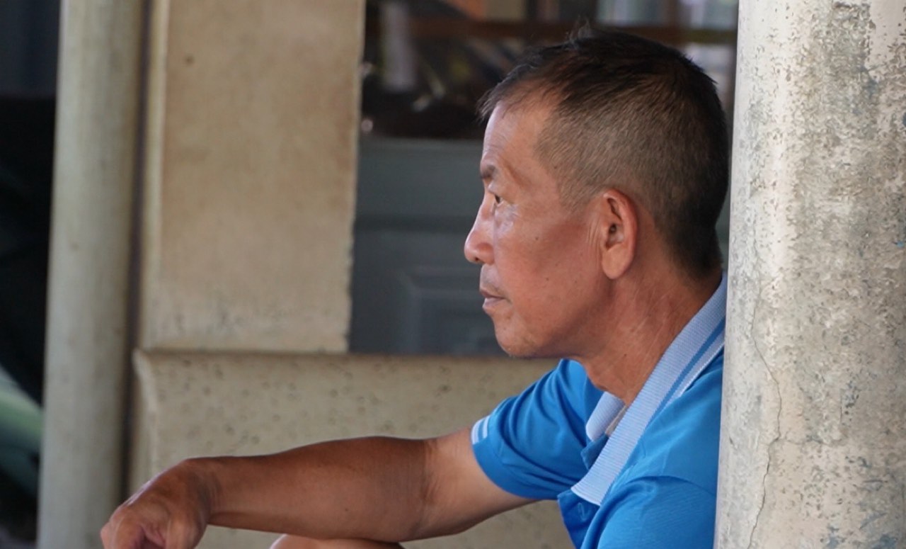 Nhung nguoi dan nhu anh An van ngay ngay mong moi cho du an som duoc trien khai de on dinh giac mo an cu. Anh: Ngoc Anh
