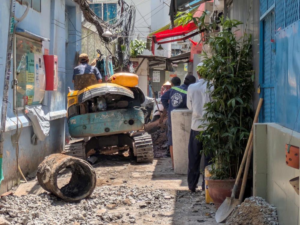 A series of alleys in the new ward of Ho Chi Minh City changed their clothes