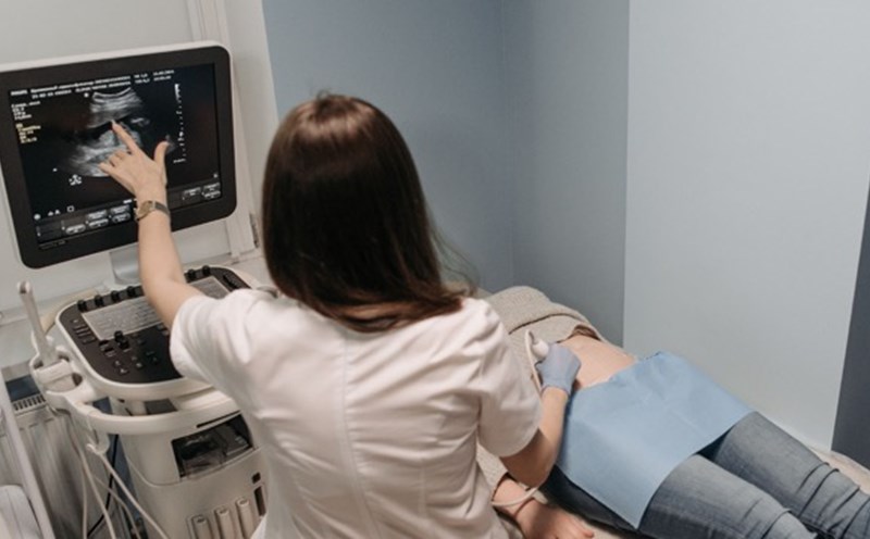 Patients with preeclampsia, double pregnancy... need to undergo a general examination. Photo: Minh Anh