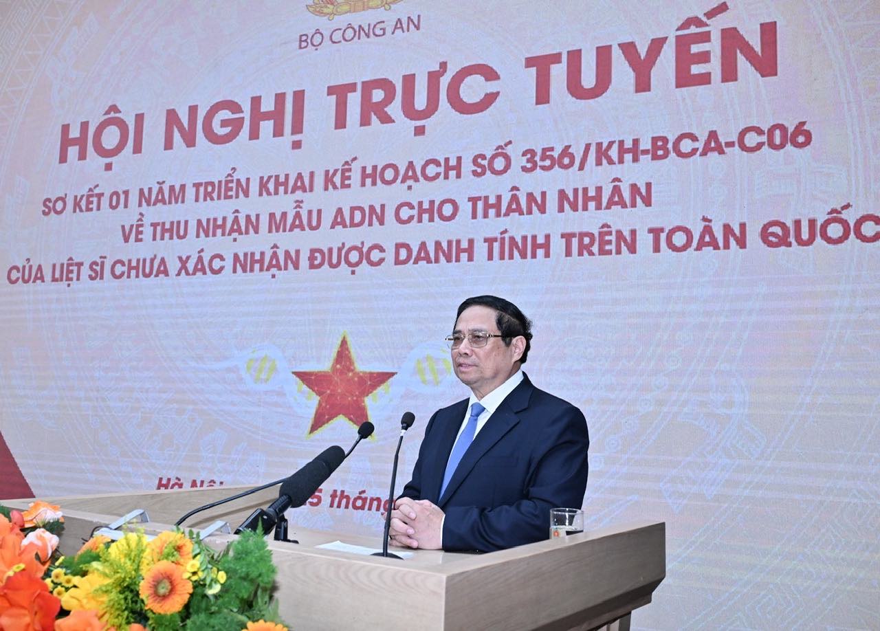 Politburo member and Prime Minister Pham Minh Chinh spoke at the conference. Photo: Hai Nguyen