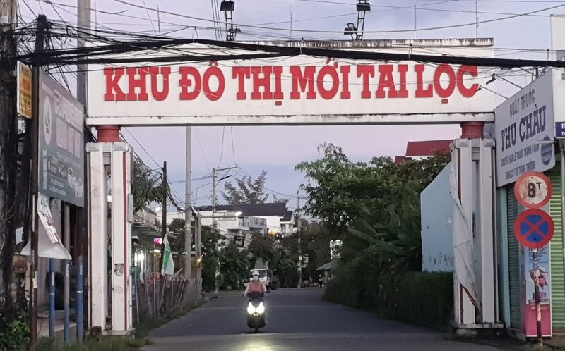 Nhieu tuyen duong tai Khu dan cu Tai Loc, Ca Mau duoc bo sung ten, bang gia dat. Anh: Nhat Ho