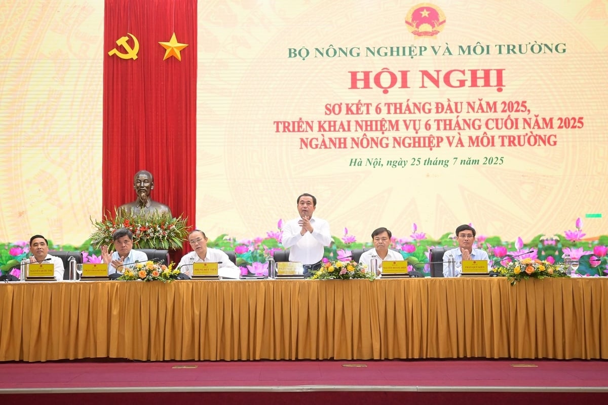 Toan canh Hoi nghi so ket 6 thang dau nam, dong thoi quyet liet thuc hien nhiem vu 6 thang cuoi nam 2025 cua Bo Nong nghiep va Moi truong. Anh: Khuong Trung.