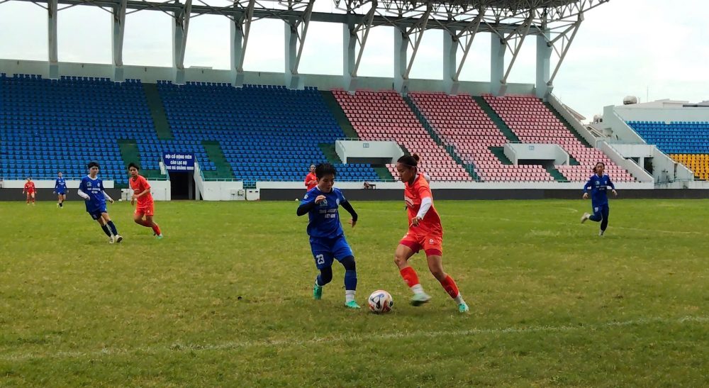 베트남 여자 대표팀이 친선 경기에서 승리했습니다. 사진: VFF