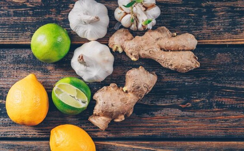 What are the health benefits of drinking garlic, ginger and lemon juice every day? Photo: Thuy Duong