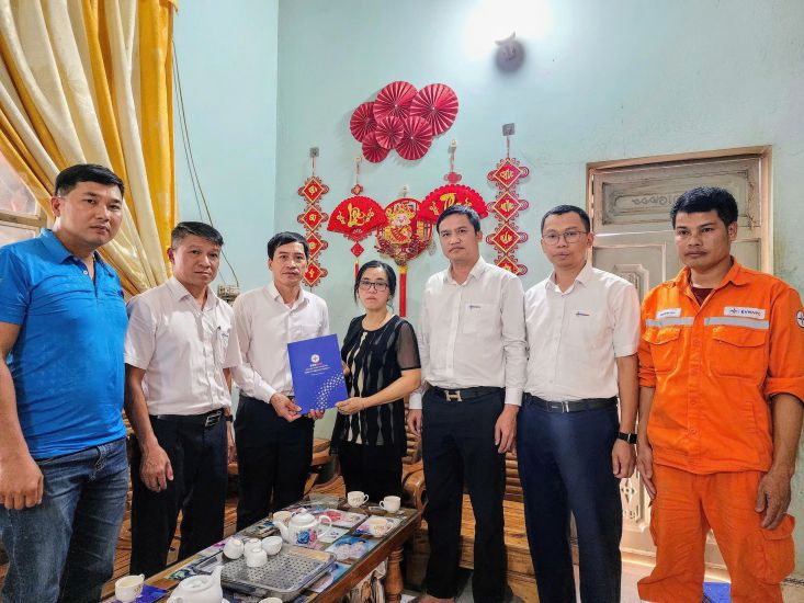 ソンラ省労働組合連盟は、活動内容、方法の革新を継続し、基盤と労働者を重視しています。写真:グエン・チュオン