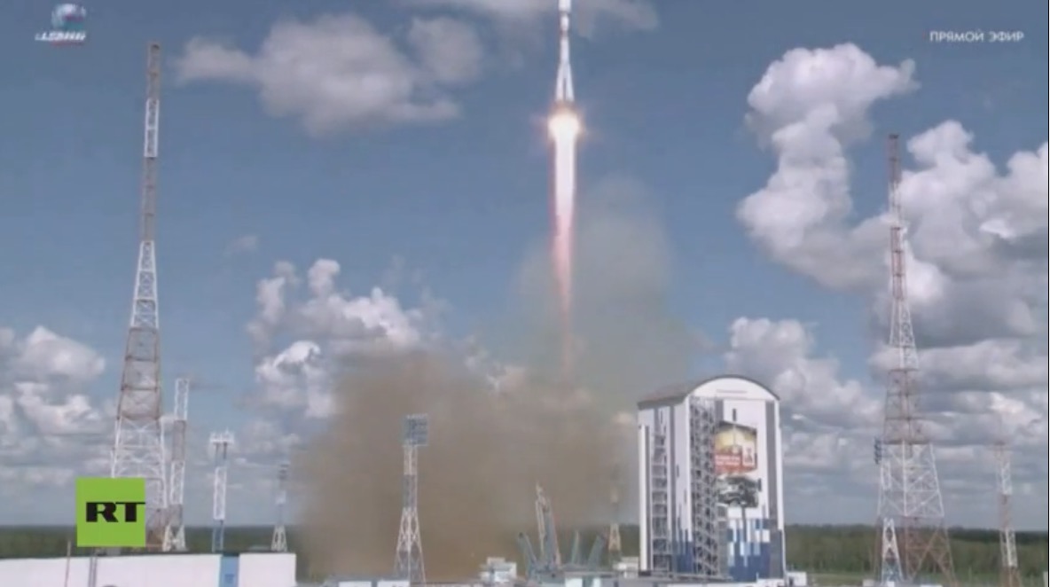 러시아 로켓은 이란 위성을 포함하여 수십 개의 위성을 탑재하고 있습니다. 사진: Roscosmos