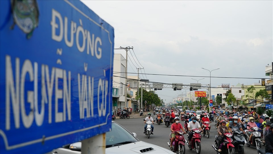 TP Can Tho hien co 8 nut giao thong thuong xuyen co hien tuong un u cuc bo. Anh: Ta Quang