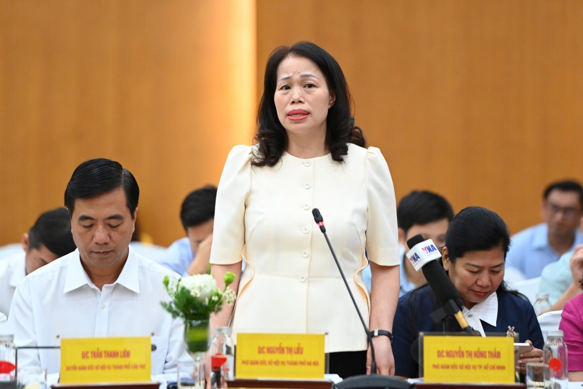 La directrice adjointe du departement de l'Interieur de Hanoï Nguyen Thi Lieu a emis une recommandation au departement specialise communal. Photo : Hai Long
