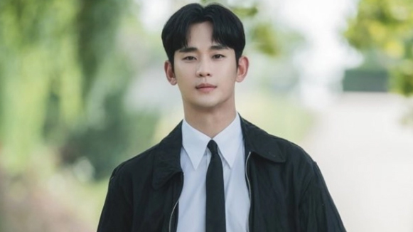 Kim Soo Hyun in the film. Photo: Netflix