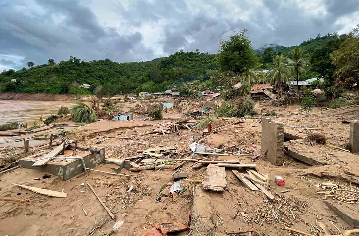 Las inundaciones historicas han causado daños fuertes a Nghe como provincia. Foto: Hai Thuong