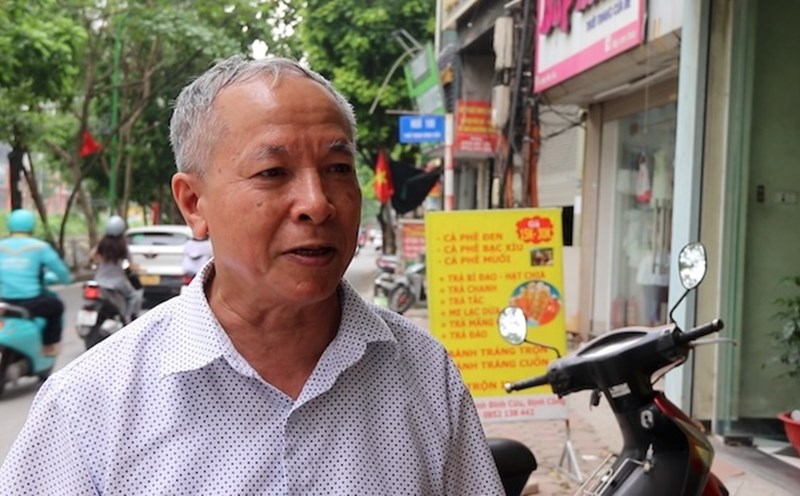 Permanent insecurity on temporary bridges in the heart of Hanoi