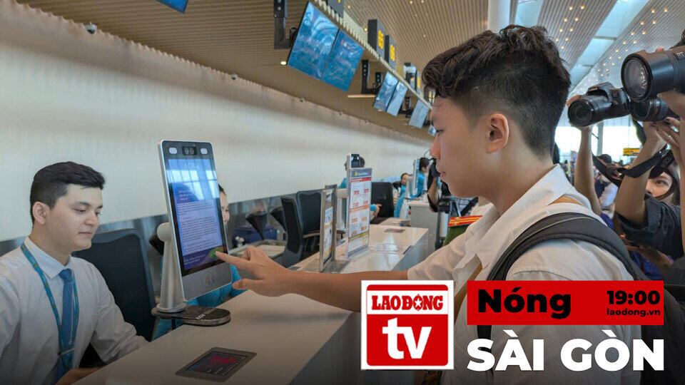 Chaud a Saïgon : Effectuer les formalites de vol en scannant le visage a la gare T3 Tan Son Nhat