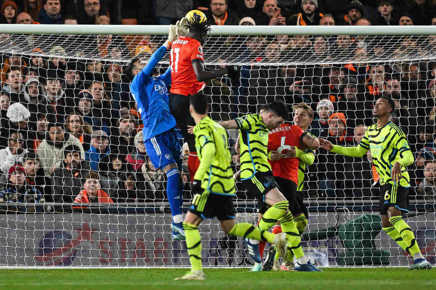 David Raya hien la thu mon so 1 cua Arsenal. Anh: AFP