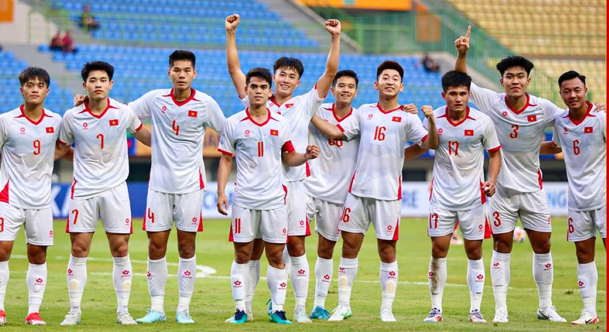 <div>U23 베트남은 쿠앗 반 캉 딘 박 브라 타이 손 브라와 같이 국가대표팀 유니폼을 입었거나 입고 있는 경험 많은 선수들을 많이 보유하고 있습니다. 사진: VFF</div>