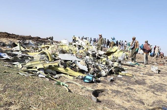 2019년 3월 11일 에티오피아 비쇼프투에서 발생한 에티오피아 항공 보잉 737-8 맥스 항공기 사고 현장. 사진: 신화통신