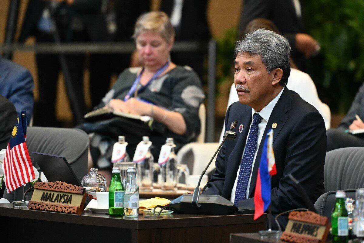 말레이시아 외무부 장관 모하마드 하산은 태국과 캄보디아가 말레이시아가 국경 분쟁에서 중재 역할을 하는 데 동의했다고 밝혔습니다. 사진: AFP
