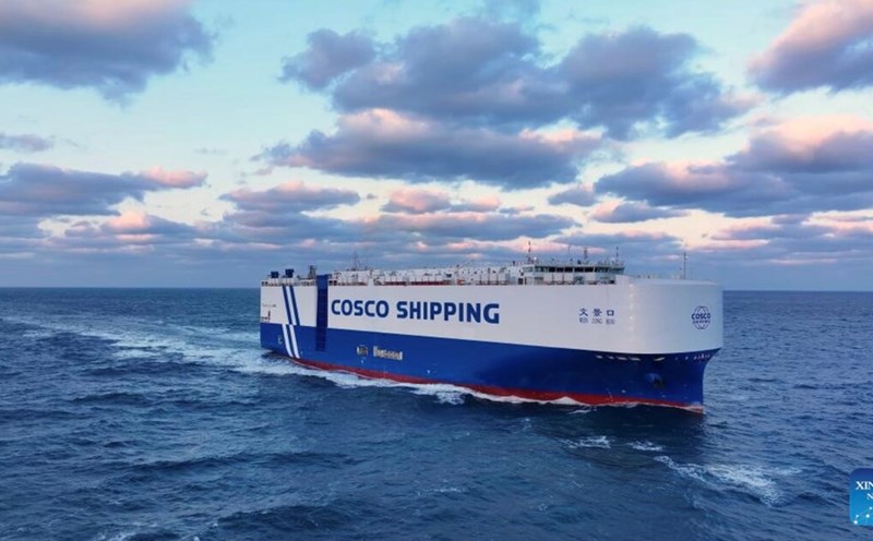 Chinese LNG tankers in the East China Sea. Photo: Xinhua