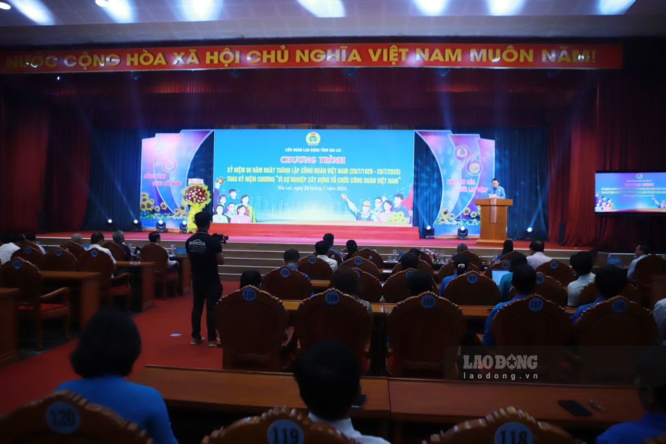 Quang canh chuong trinh. Anh: Hoai Phuong