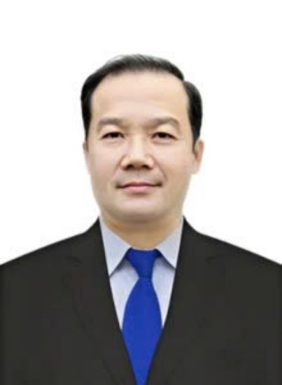 Ong Pham Duc Long, Thu truong Bo Khoa hoc va Cong nghe - Chu tich Cong doan Khoa hoc va Cong nghe Viet Nam.