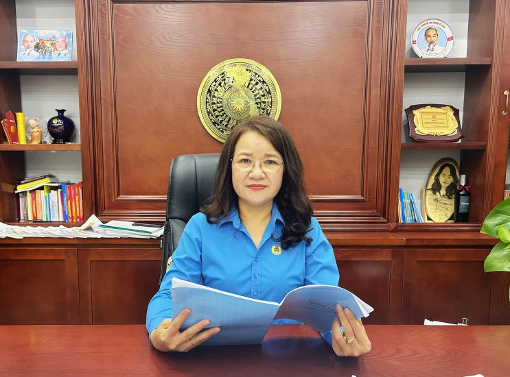 Ba Be Thi Hoa - Chu tich Lien doan Lao dong tinh Lang Son.
