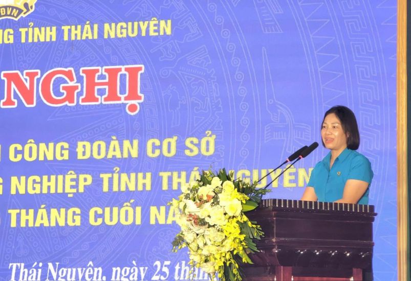 Ba Do Thi Hien - Chu tich Lien doan Lao dong tinh Thai Nguyen.
